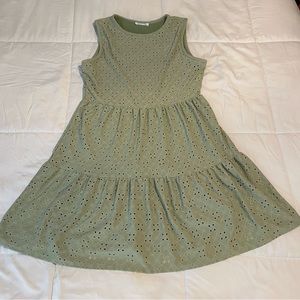 Mady & Nell Mossy Green Eyelet Tiered Dress - Large